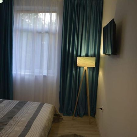 Sunrise Apartment Petroşani Eksteriør bilde